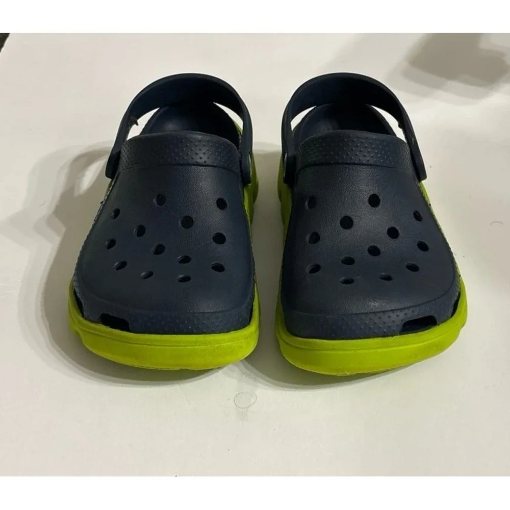 Crocs Unisex Duet Sport Clogs (size J2) Navy & Green